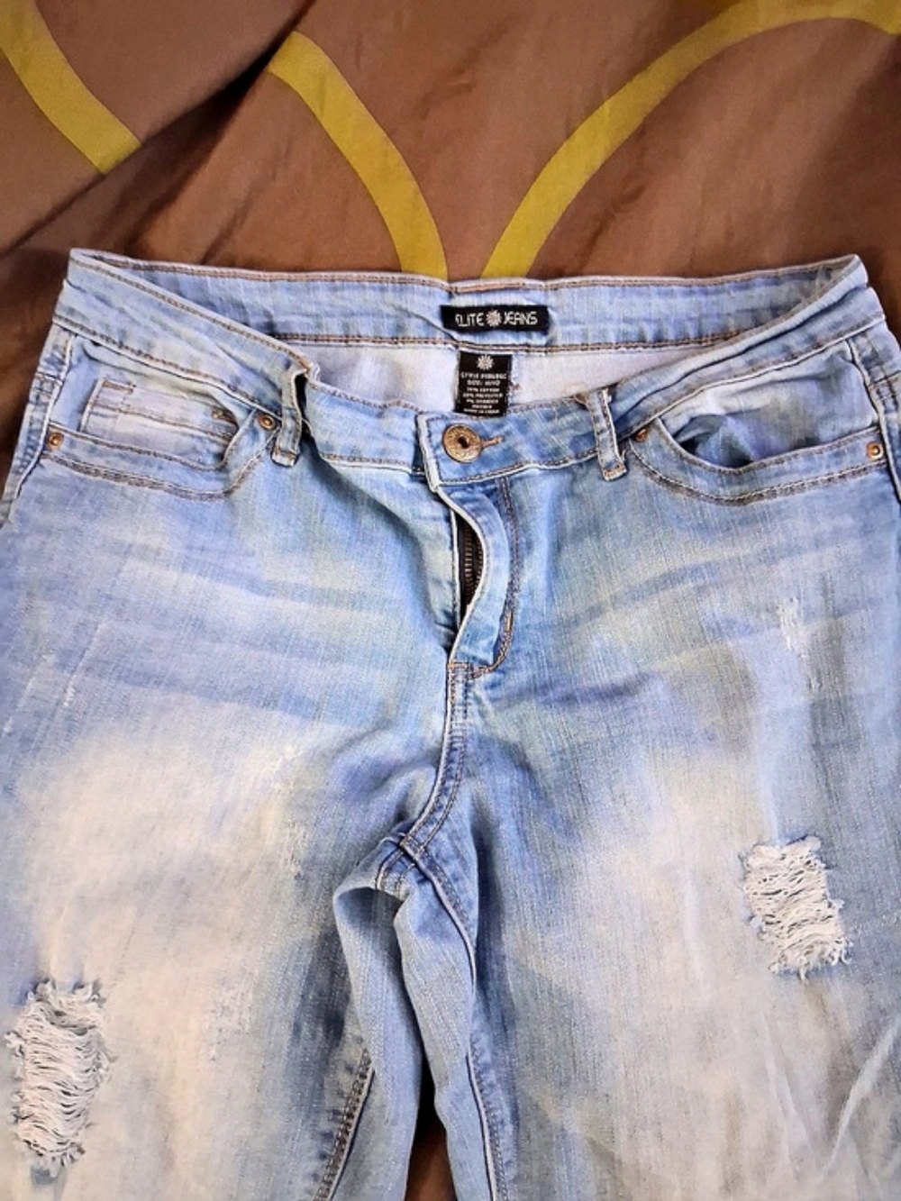American Eagle Outfitters Distressed Skinny Jeans in Blue